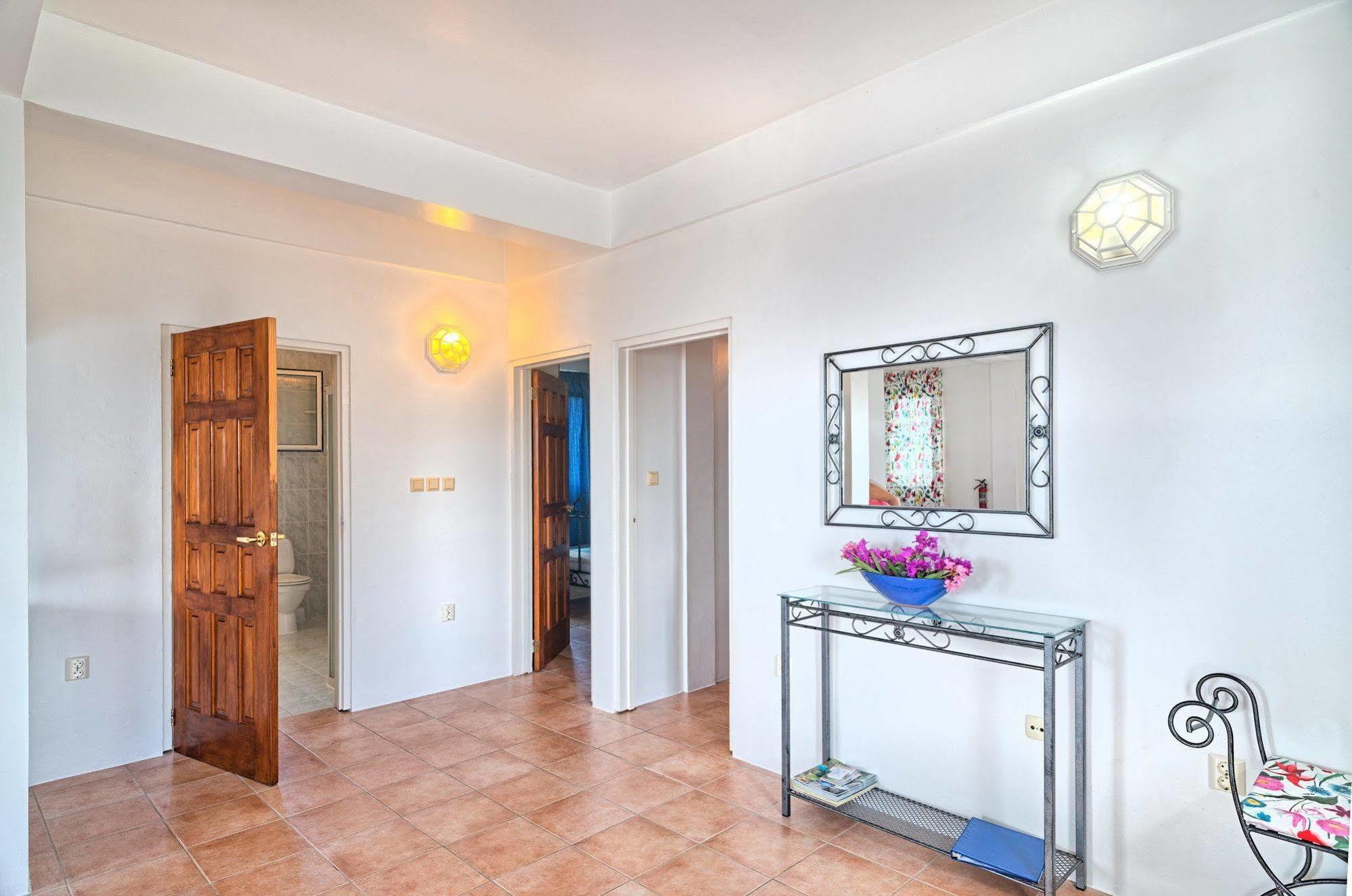 Caribbean Sea View Holiday Apartments Mero Экстерьер фото